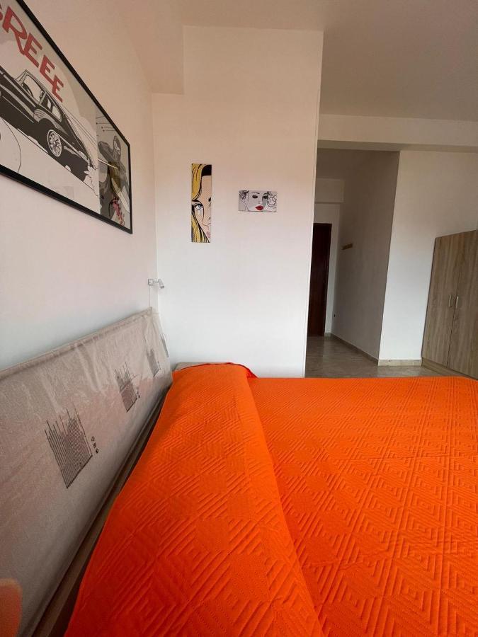 La Finestra Sul Mare B&B Crotone Extérieur photo